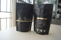 Koffieboon de Foliezak van de Verpakkingssteen staat de Zwarte Verpakking, op ontgassend Klep