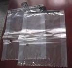 De plastic duidelijke verpakkende zak van de greepverbinding colthes met hanger/glijdende ritssluiting