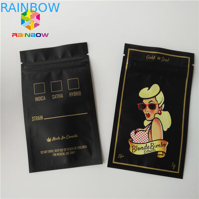 Partij drie verzegelde Plastic Zakken die voor Kleding/Meisjestoebehoren verpakken