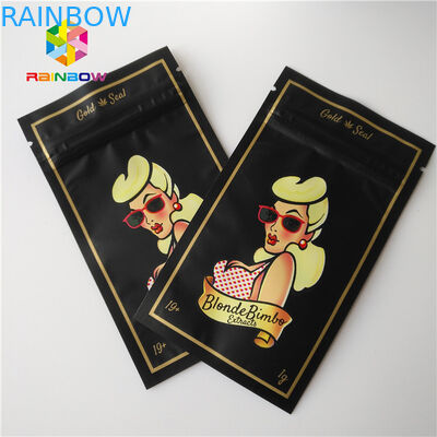 Partij drie verzegelde Plastic Zakken die voor Kleding/Meisjestoebehoren verpakken