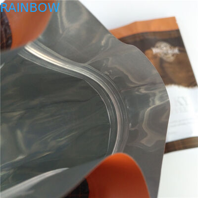 De Losse Theezakjes die van de Doypackzak Tribune op de Douanedruk van het Ritssluitingsslot verpakken