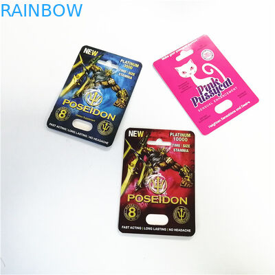 De vertoningsdocument van de douanedruk de vakjes van de de inkepingslijn van de kaartenscheur doorboren Pussycat-kaartvakje met blaar