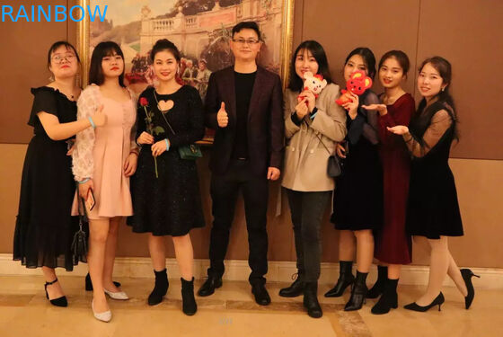 Speciaal Gevormd Druklogo food grade juice milk Jelly Liquid Stand op de Sachets van de Flessenvorm