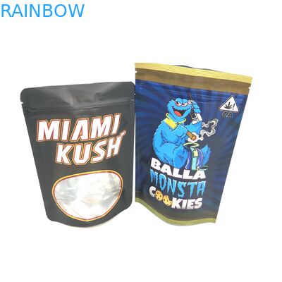 De Ritssluitingstribune van de Doypackritssluiting MOPP 8OZ op Zak VMPET