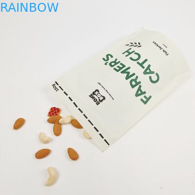 Wit handvatmateriaal en standaard in gepersonaliseerde geschenkzakken