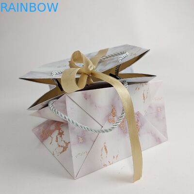 Gepersonaliseerde papieren zakken Biologisch afbreekbare papieren zak voor winkelen Met logo-drukwerk