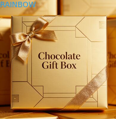 Gepersonaliseerde gouden folie gestempelde huwelijksgeschenkdoos met doorzichtig venster voor snoep en chocolade