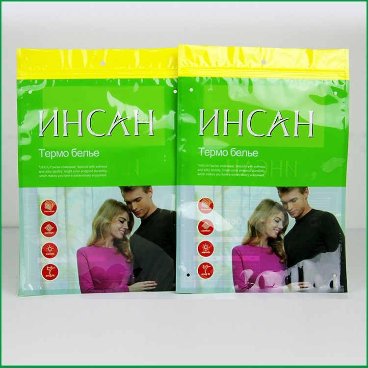 De Plastic Zakken die van de douaneritssluiting T-shirt Plastic Verpakkende Zak voor Kleren verpakken