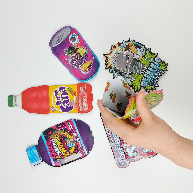 Aangepast logo printontwerp 3,5 g gestanst voorraadzakken Onregelmatige geurbestendige tas Gestanst Mylar-ritszakken