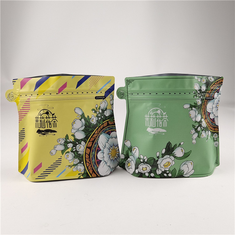 Gepersonaliseerd logo Matte afwerking Warmtezegel Voedselverpakkingsmateriaal Aluminiumfolie Snackzak Verpakking