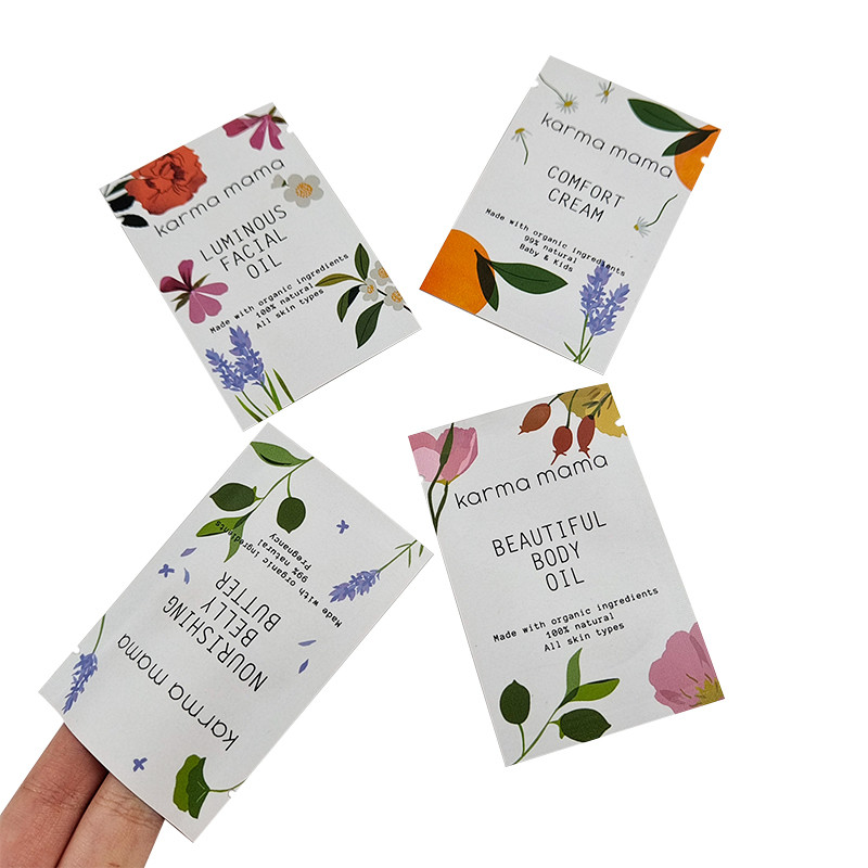 Bruine petfoodzak met stand-up design en matte afwerking