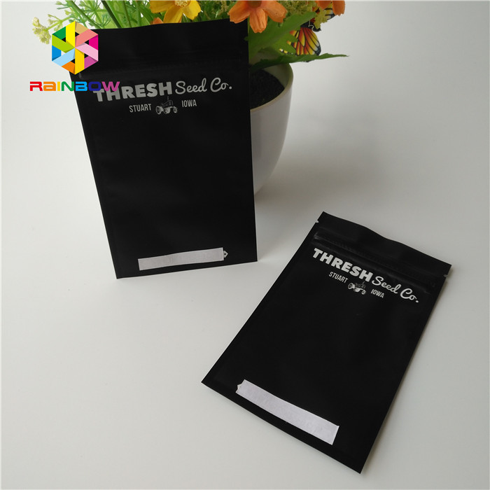 Duidelijke Venster Plastic Zakken die Sterke Vorstweerstand met Matrijzen uit Gat verpakken