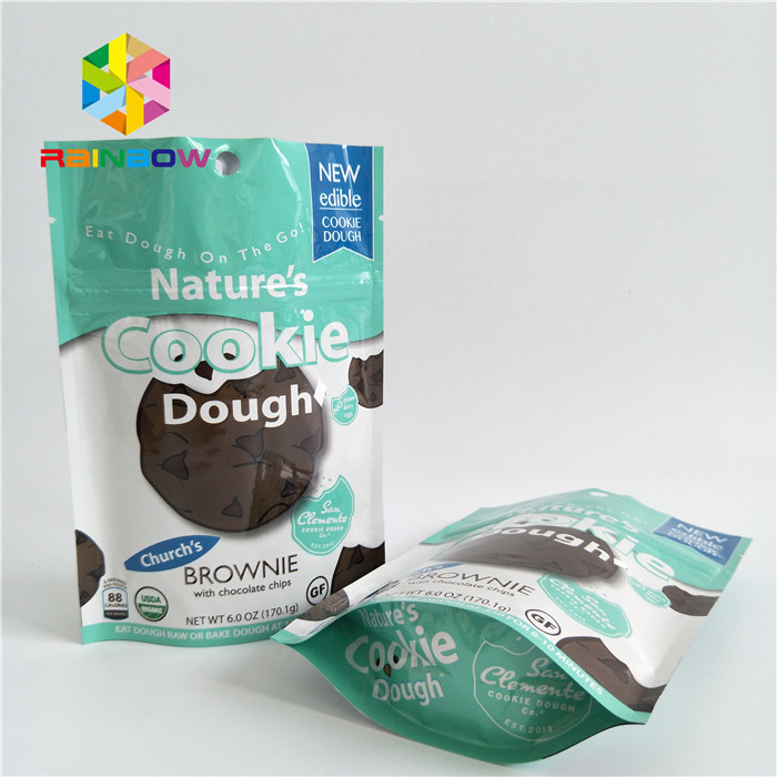 Kleine verpakkingszakken voor snacks met rits en een aangepaste kleur