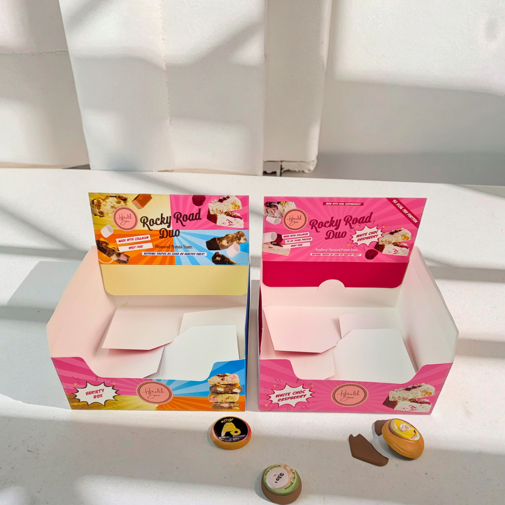 Gepersonaliseerd logo Biodegradable Warm Stamping Display Box voor Chocolate Candy Counter Cardboard Display