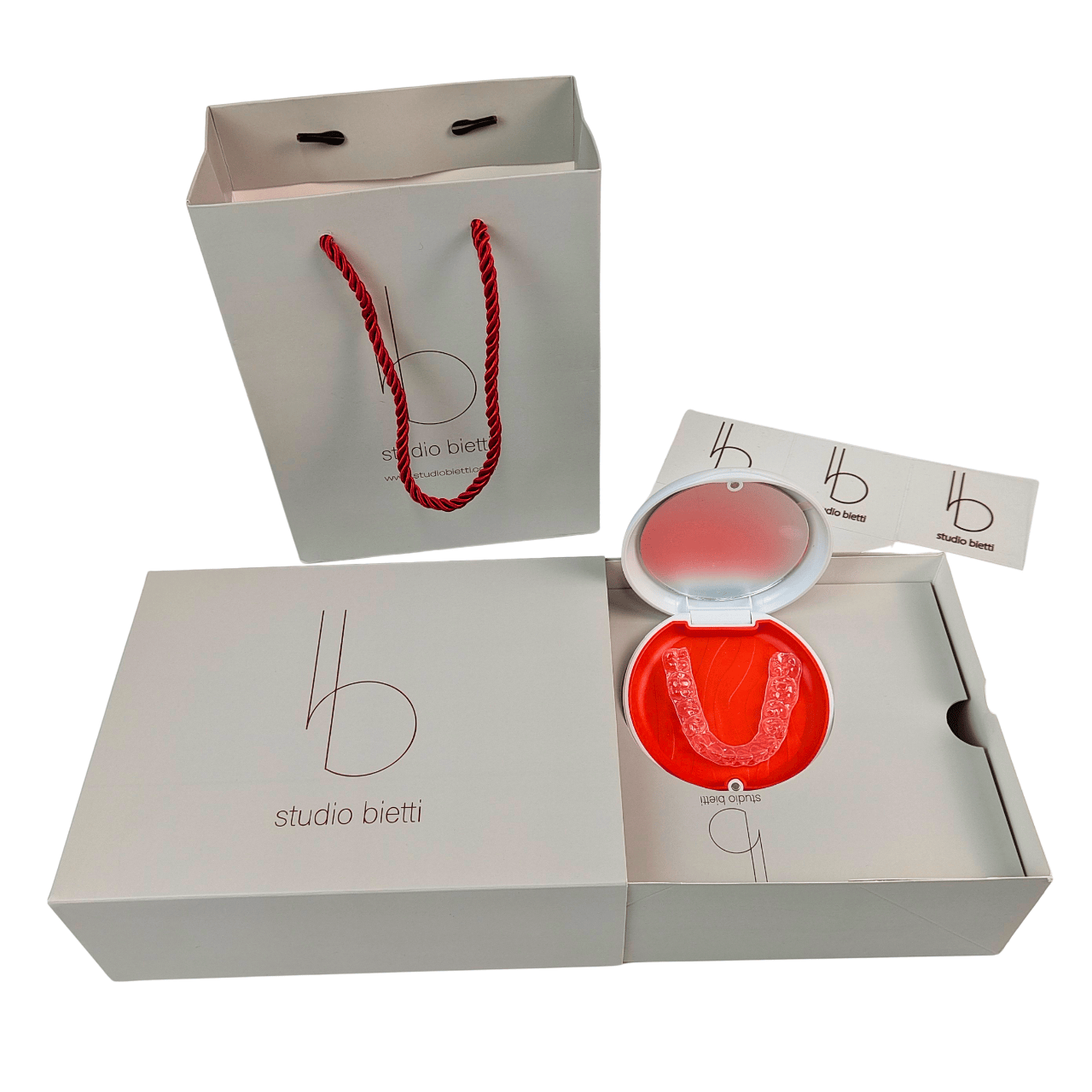 Custom Logo Print Dental Aligner Box met magnetische sluiting en dikte 350 g voor orthodontische verpakking