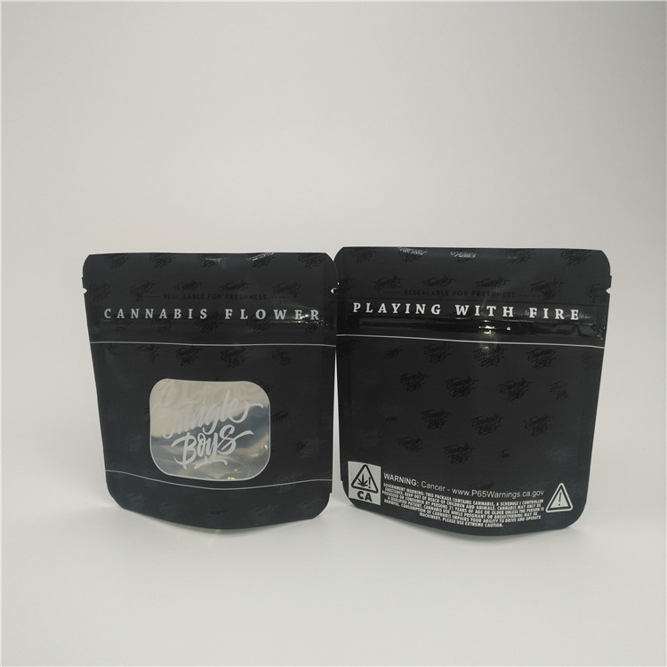 De Aluminiumfolietribune van steen Zwarte Mylar op het Blad van de Zak Medische Tabak Verpakking