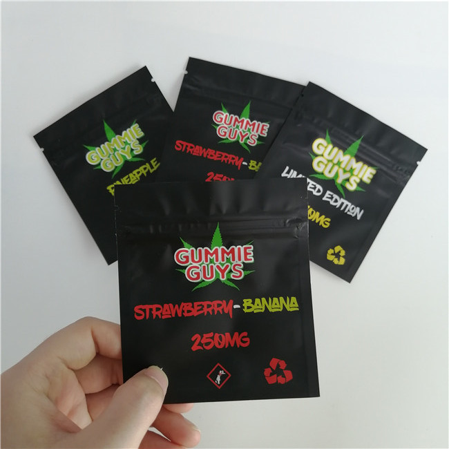 De Plastic Zakken die van de aluminiumfolieritssluiting Resealable Verzegelde Kant Drie verpakken