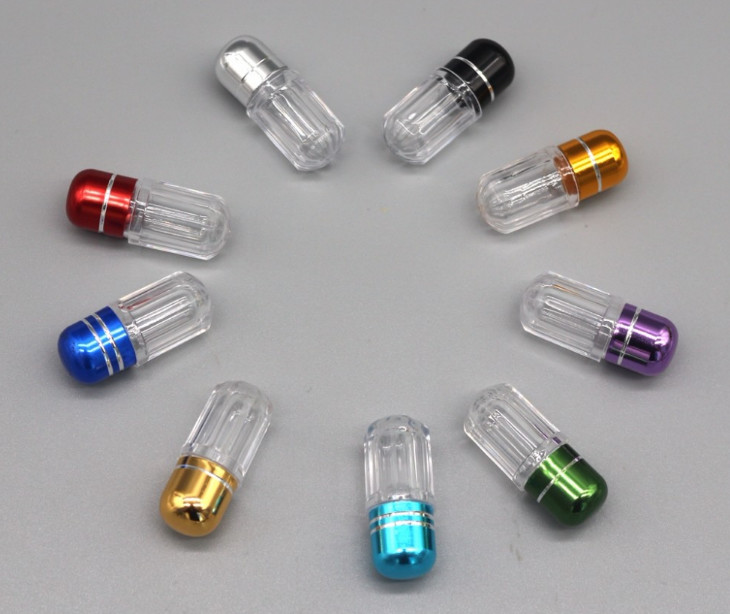 Het mannetje voert de hele nacht 3D het Effect van de Pillenkaart Gekke 69 Rinoceros 7 de Vertonings Met een laag bedekt Document van Capsule uitKaarten Vakje en Plastic Inham