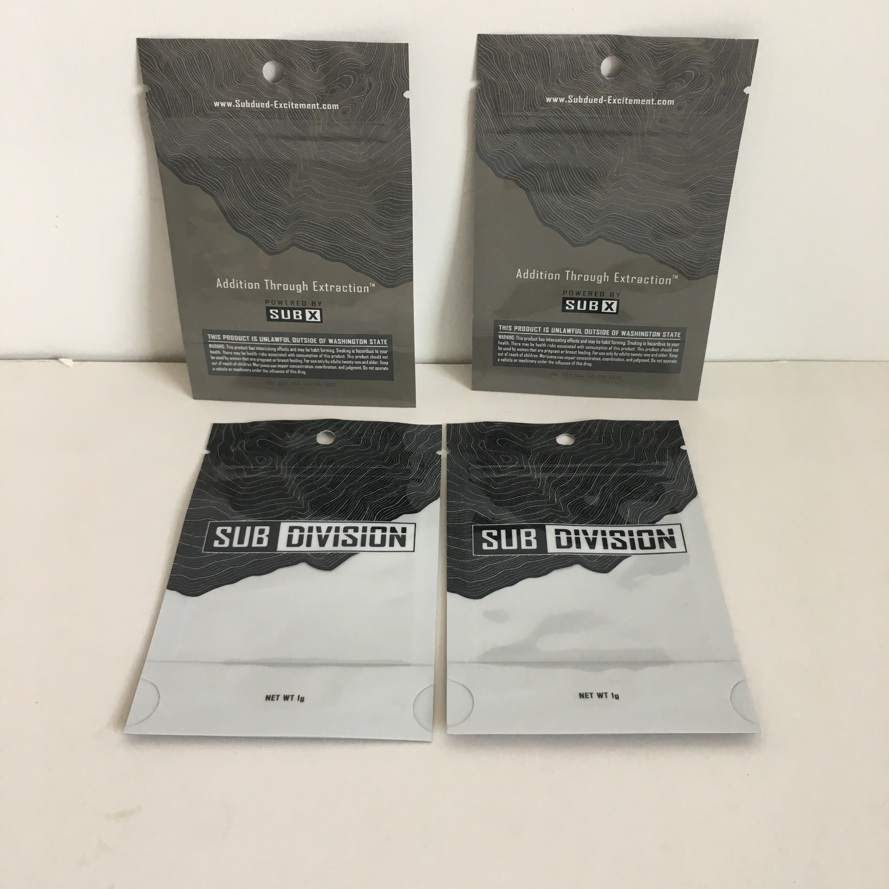 De Tribune van het geurbewijs op de Zakken van Zakkenmylar met Ritssluitings1g Cannabis bloeit Plastic Zakken met het Duidelijke Venster van het Hangergat