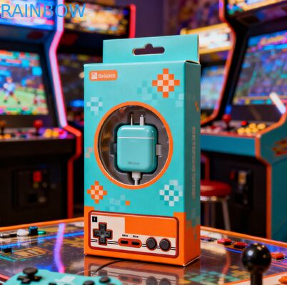 Aanpasbare Hoeveelheid 350g Dikke Papieren Doos met Hot Stamping Afwerking voor USB Kabel Verpakking